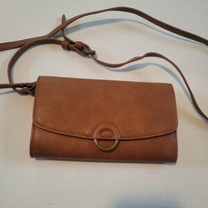 Universal Threads  cognac crossbody bag